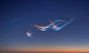 伊朗疑似放弃西部防空，全力保护德黑兰！特朗普说美国无可匹敌
