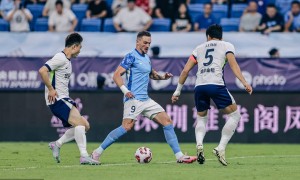 中超-帕拉西奥斯造2球图多列点射 三镇2-1逆转胜新鹏城